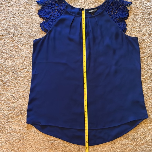 NWOT Royal Blue Express Top. Size M. - Picture 10 of 16
